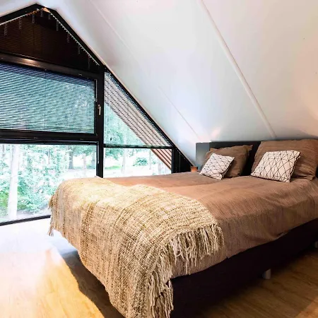 Modern, Luxurious With Outdoor Sauna And Spa, Close To De Veluwe *